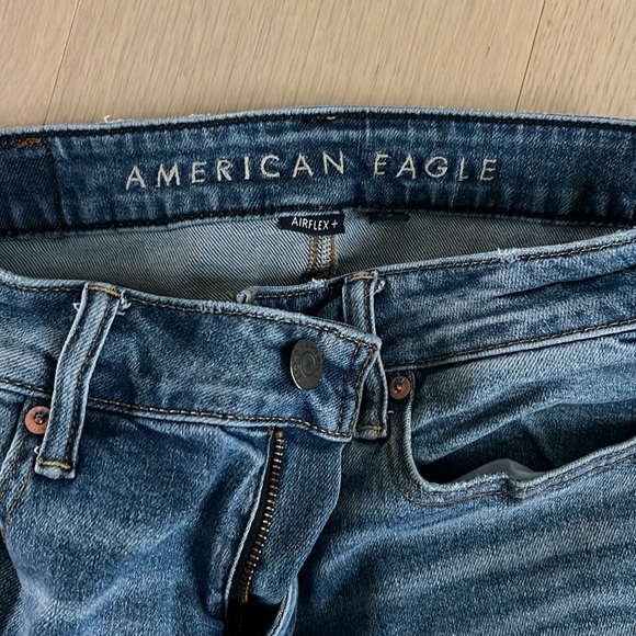 American Eagle Jeans - Picture 2 of 5